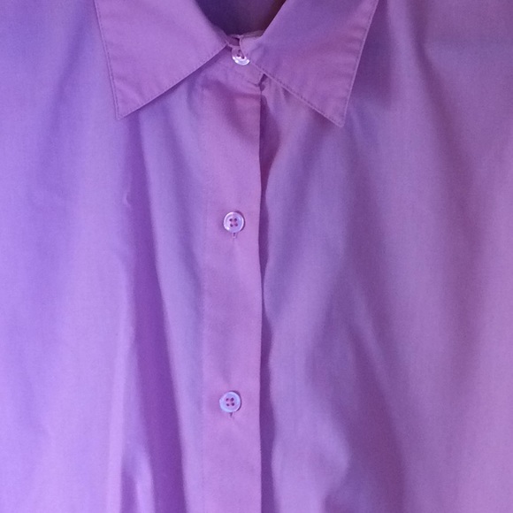 FINAL SALE PRICE Blair Fuchsia Button Down Shirt in Medium - Picture 2 of 8